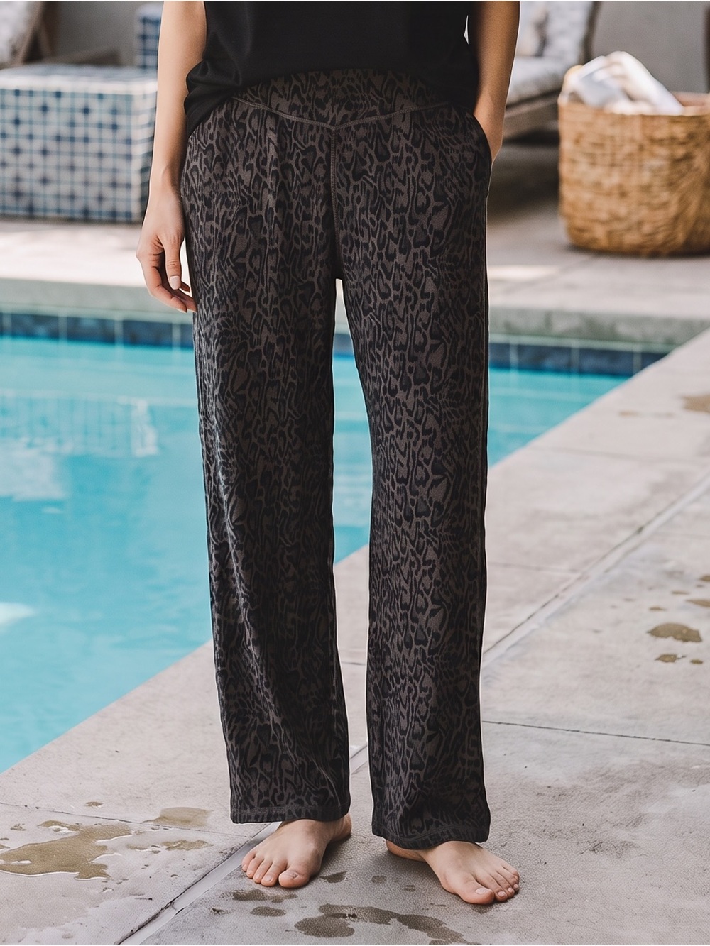 HALARA Black & Gray Leopard Wide-Leg Pants - Picture 2 of 7